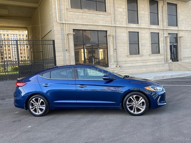 Hyundai Elantra 2016, 97,137 km - 2.0 л - Sumqayıt