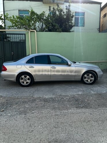 Mercedes E 270 2003, 719,000 km - 2.7 l - Bakı
