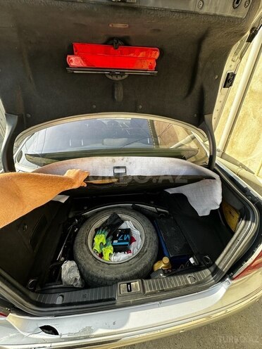 Mercedes E 270 2003, 719,000 km - 2.7 l - Bakı