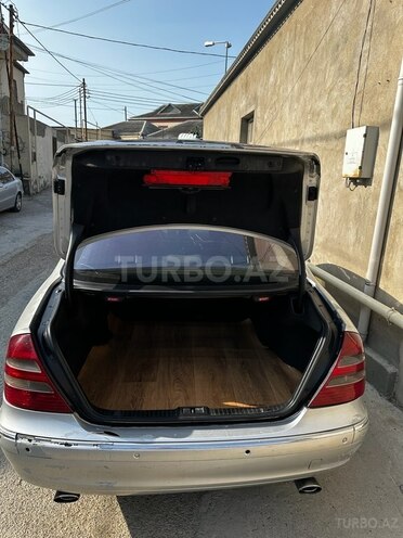 Mercedes E 270 2003, 719,000 km - 2.7 l - Bakı