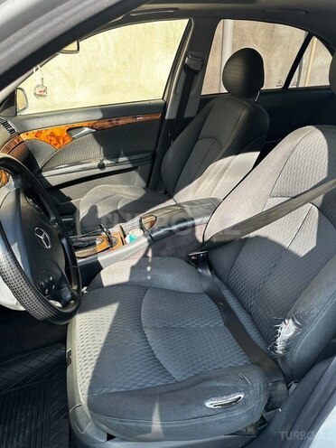 Mercedes E 270 2003, 719,000 km - 2.7 l - Bakı