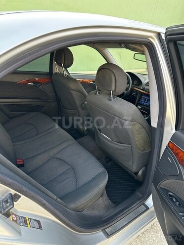Mercedes E 270 2003, 719,000 km - 2.7 l - Bakı