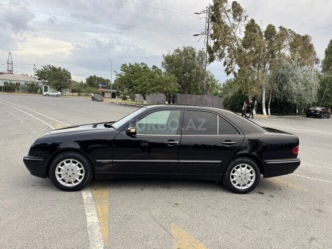 Mercedes E 280 2000, 395,000 km - 2.8 l - Sumqayıt