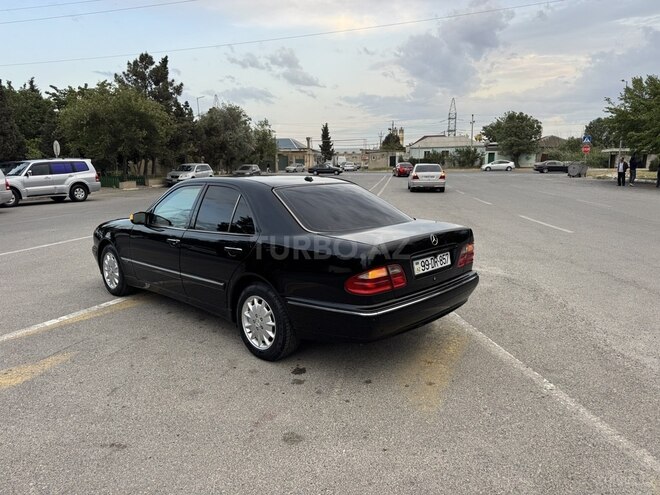 Mercedes E 280 2000, 395,000 km - 2.8 l - Sumqayıt