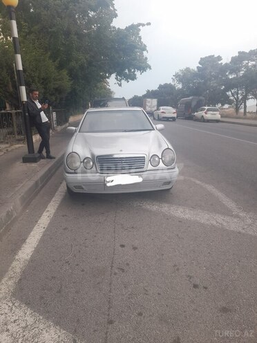 Mercedes E 220 d 1999, 450,000 km - 2.2 l - Bakı