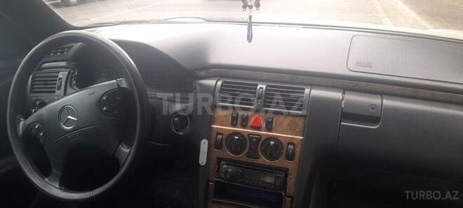 Mercedes E 220 d 1999, 450,000 km - 2.2 l - Bakı