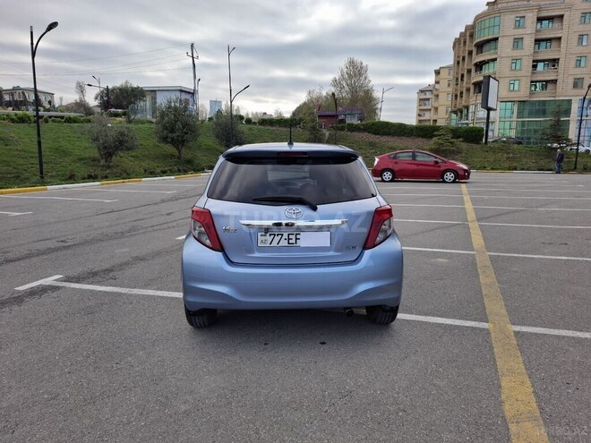 Toyota Vitz 2011, 172,023 km - 1.3 l - Bakı