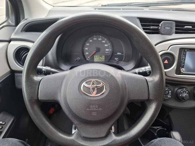 Toyota Vitz 2011, 172,023 km - 1.3 l - Bakı