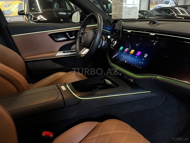 Mercedes E 300 e 2024, 18,000 km - 2.0 l - Bakı