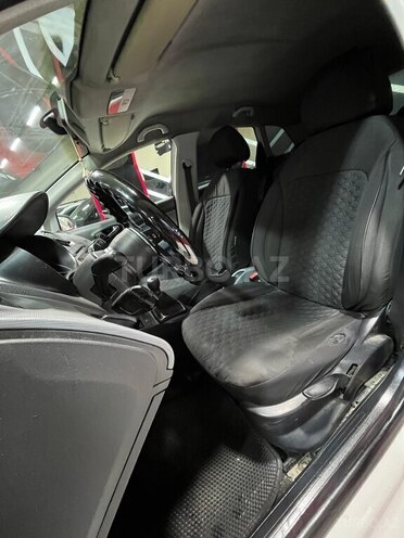 SEAT Ibiza-9