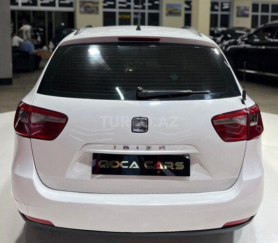 SEAT Ibiza-8