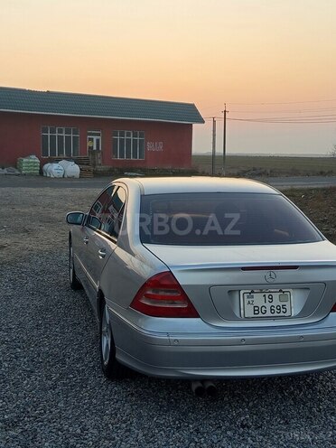 Mercedes C 240 2000, 230,000 km - 2.4 l - Bakı
