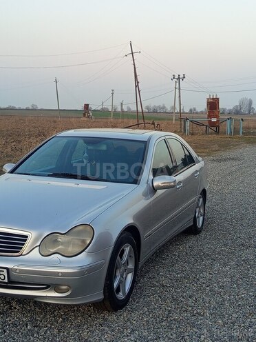 Mercedes C 240 2000, 230,000 km - 2.4 l - Bakı