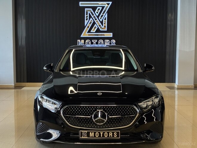 Mercedes E 300 e-1