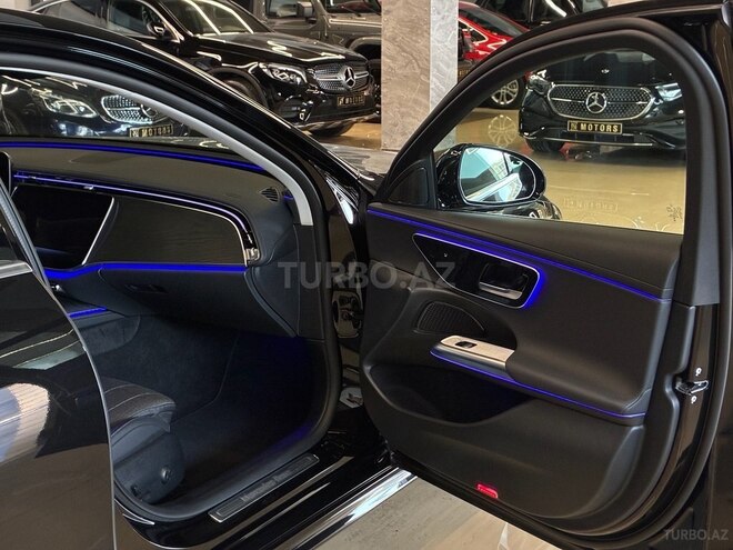 Mercedes E 300 e-10