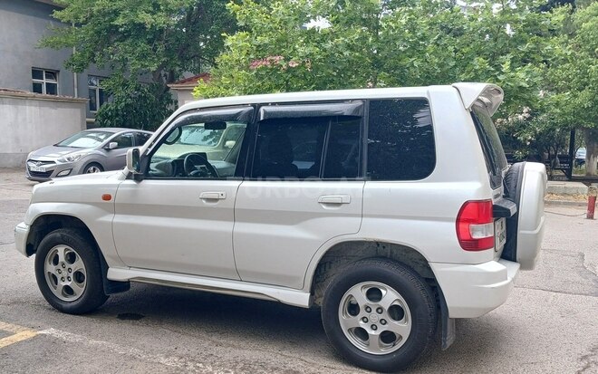 Mitsubishi Pajero io 1999, 184,000 km - 1.8 l - Bakı