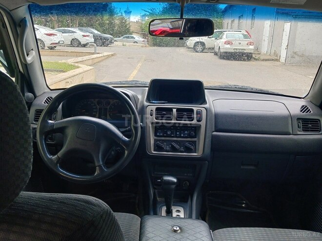 Mitsubishi Pajero io 1999, 184,000 km - 1.8 l - Bakı