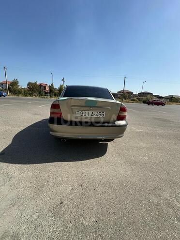 Opel Vectra 1996, 333,000 km - 1.6 l - Bakı