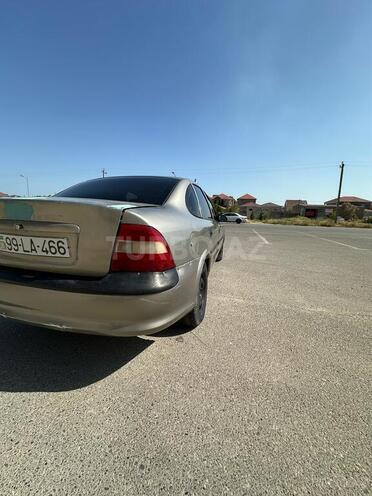 Opel Vectra 1996, 333,000 km - 1.6 l - Bakı