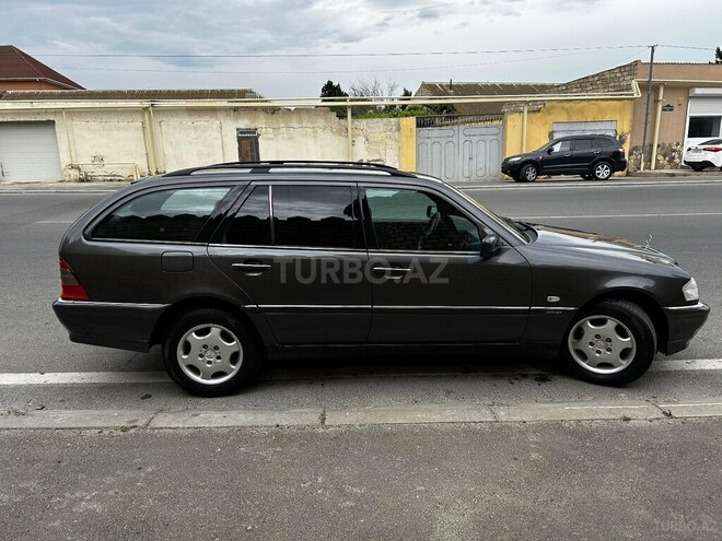 Mercedes C 220 d 1998, 242,000 km - 2.2 л - Bakı