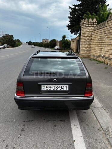 Mercedes C 220 d 1998, 242,000 km - 2.2 л - Bakı