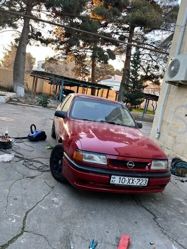 Opel Vectra 1993, 245,000 km - 2.0 l - Bakı