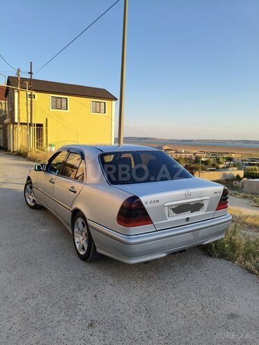 Mercedes C 220 d 1997, 399,865 km - 2.2 l - Bakı