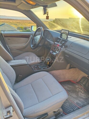 Mercedes C 220 d 1997, 399,865 km - 2.2 l - Bakı