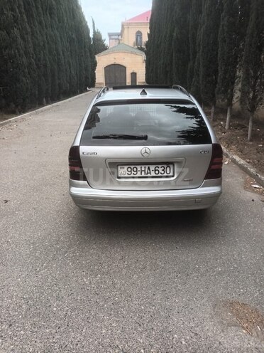 Mercedes C 220 d 2001, 180,865 km - 2.2 l - Sumqayıt