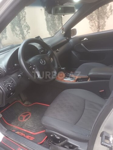 Mercedes C 220 d 2001, 180,865 km - 2.2 l - Sumqayıt