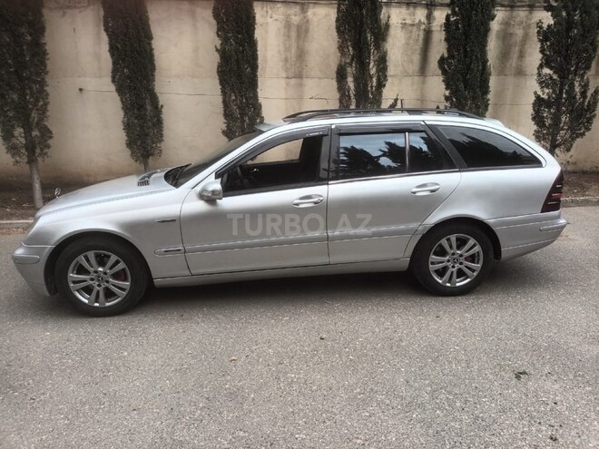 Mercedes C 220 d 2001, 180,865 km - 2.2 l - Sumqayıt