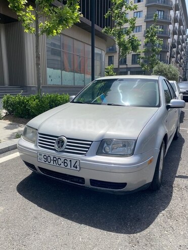 Volkswagen Jetta-4