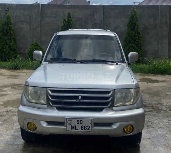 Mitsubishi Pajero io 2000, 176,000 km - 1.8 л - Gəncə