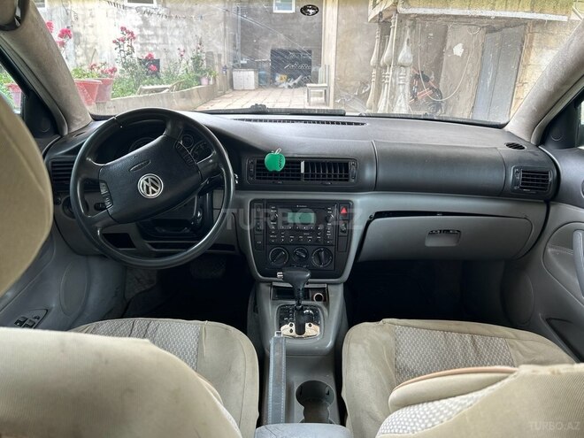 Volkswagen Passat 2004, 401,000 km - 1.8 l - Bakı