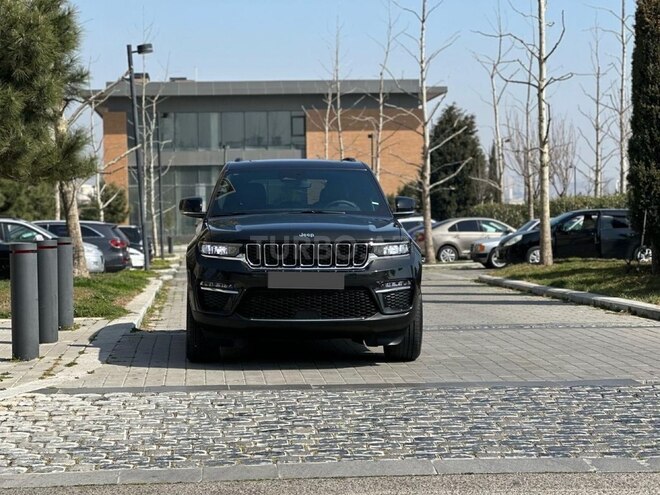 Jeep Grand Cherokee-4