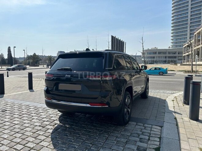 Jeep Grand Cherokee-6