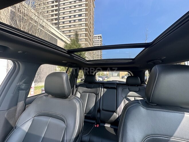 Jeep Grand Cherokee-10
