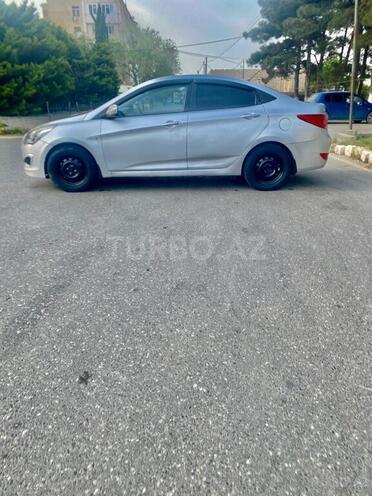 Hyundai Accent 2015, 261,111 km - 1.6 l - Bakı