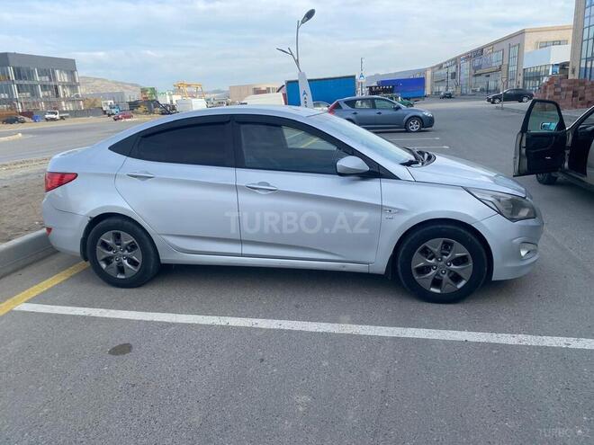 Hyundai Accent 2015, 261,111 km - 1.6 l - Bakı