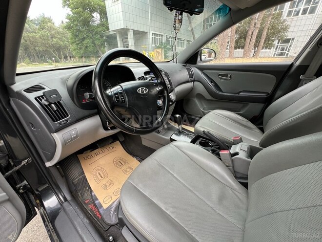 Hyundai Avante 2009, 220,000 km - 1.6 л - Bakı