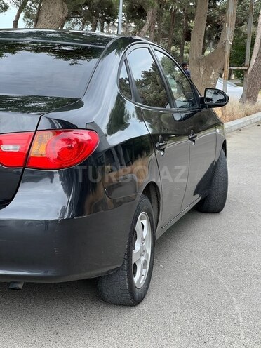Hyundai Avante 2009, 220,000 km - 1.6 л - Bakı