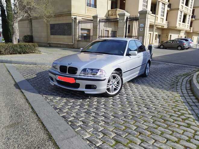 BMW 320 2001, 220,000 km - 2.2 l - Bakı