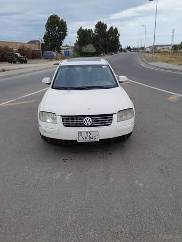 Volkswagen Passat 2004, 235,361 km - 1.8 l - Bakı
