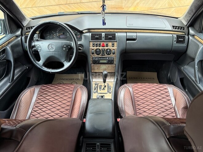 Mercedes E 220 d 2000, 216,000 km - 2.2 l - Gəncə