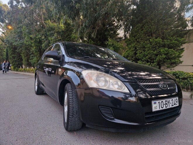 Kia Ceed 2007, 299,990 km - 1.4 л - Bakı