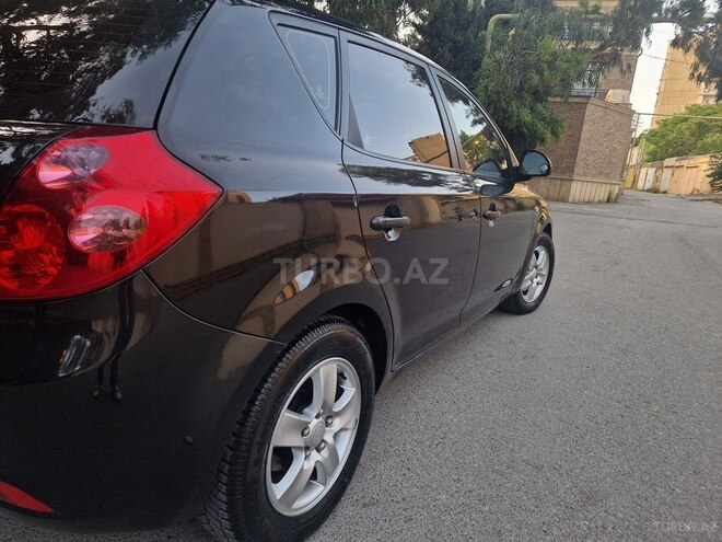 Kia Ceed 2007, 299,990 km - 1.4 л - Bakı