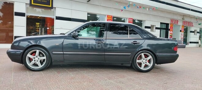 Mercedes E 230 1997, 42,500 km - 2.3 l - Bakı