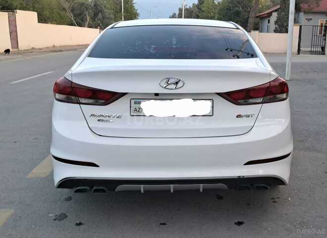 Hyundai Avante 2016, 202,300 km - 1.6 l - Bakı