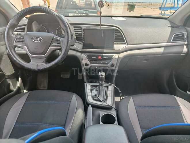 Hyundai Avante 2016, 202,300 km - 1.6 l - Bakı