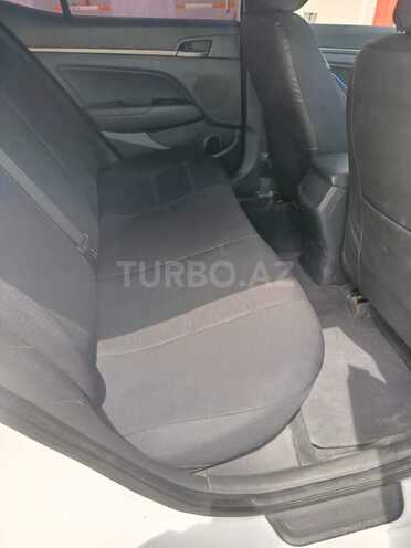 Hyundai Avante 2016, 202,300 km - 1.6 l - Bakı
